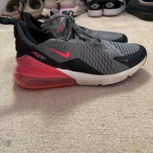 Nike Air Max 270 Black and Pink Sneakers
